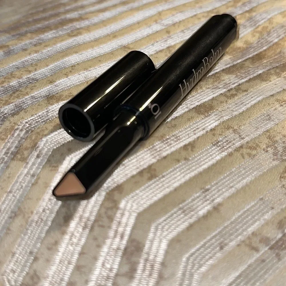 Doll10 Precision Concealer in Tan Shades